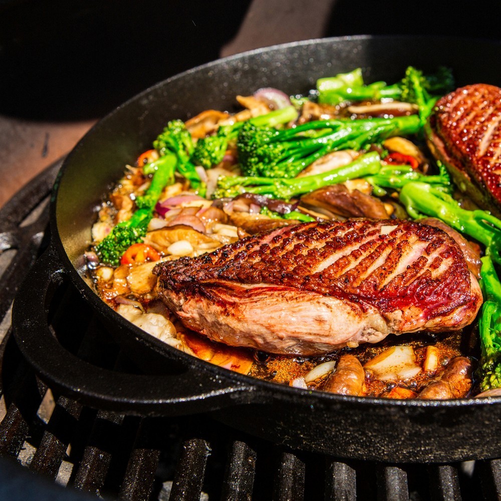 Сковорода чугунная Big Green Egg M-XL 127846